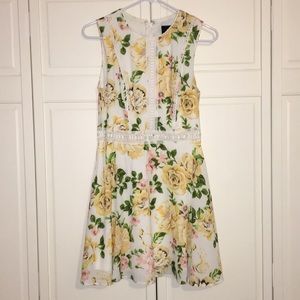 Juniors Disney Princess Brand Dress Small